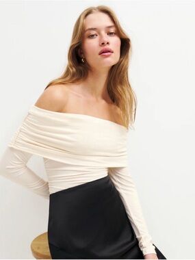 Reformation - Florentina Top- Off-Shoulder Long Sleeve Cream Top